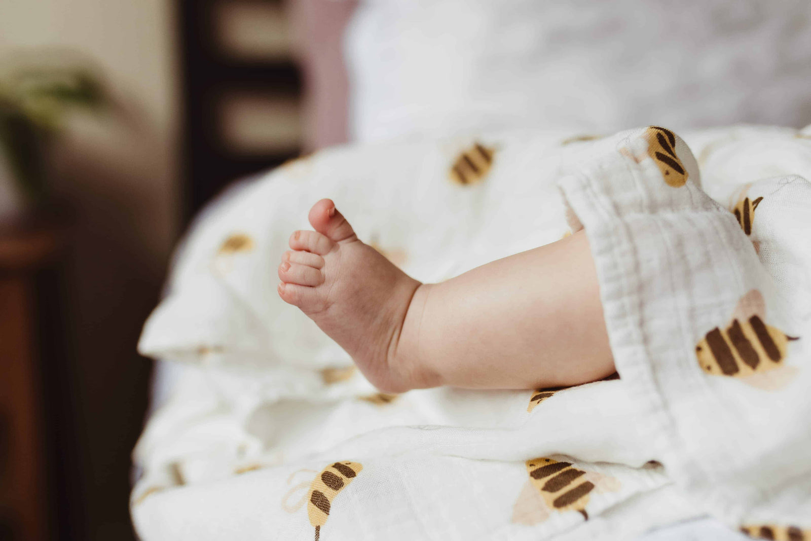 bee swaddle blanket