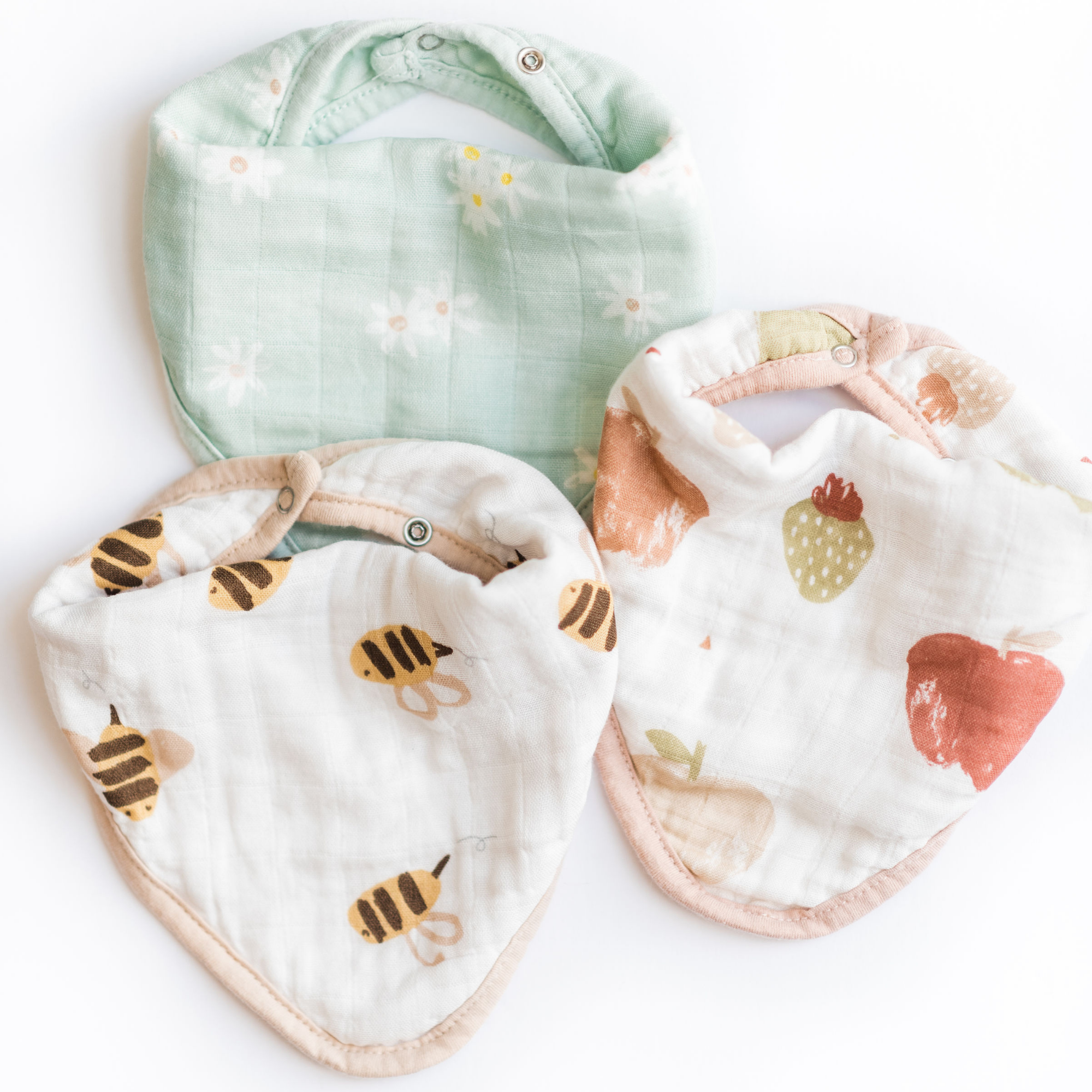 Bandana bibs Pack of 3 Bees Fruits Daisy Nightingale